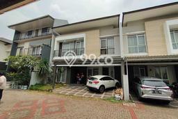 Disewakan! Rumah 3 Kamar Tidur &
3 Kamar Mandi di Setra Duta, Bandung Disewakan! Rumah 3 Kamar Tidur &
3 Kamar Mandi di Setra Duta, Bandung