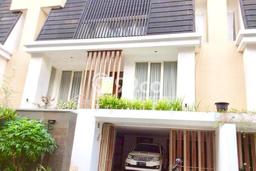 Rumah sewa siap pakai 3 Kamar Tidur di Kemang, Jakarta Selatan Rumah sewa siap pakai 3 Kamar Tidur di Kemang, Jakarta Selatan