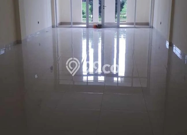 Area Strategis! Disewakan Ruko Lokasi Duren Sawit, Jakarta Timur Cocok untuk Bisnis Area Strategis! Disewakan Ruko Lokasi Duren Sawit, Jakarta Timur Cocok untuk Bisnis