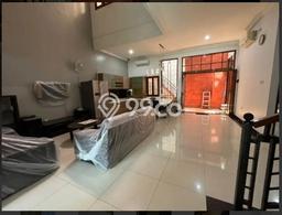 Hunian Eksklusif Siap Huni LT 170m2 di Kelapa Gading, Jakarta Utara Hunian Eksklusif Siap Huni LT 170m2 di Kelapa Gading, Jakarta Utara