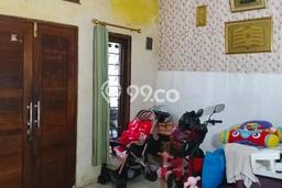 Lokasi strategis! Rumah siap pakai dikontrakkan di Cempaka Putih LB 70m2 Lokasi strategis! Rumah siap pakai dikontrakkan di Cempaka Putih LB 70m2