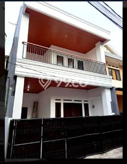 Disewakan Rumah Murah di Rawamangun Jakarta Timur dengan 3 Kamar Tidur Disewakan Rumah Murah di Rawamangun Jakarta Timur dengan 3 Kamar Tidur