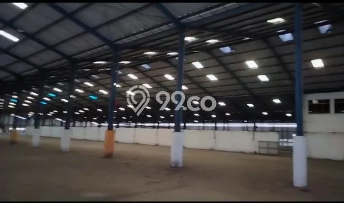 Gudang Disewa di Surabaya dengan LB 18000m2 Area Komersial Ramai Gudang Disewa di Surabaya dengan LB 18000m2 Area Komersial Ramai