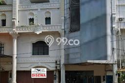 Ruko Komersial Disewakan di Purwosari Semarang Luas 340m2 Ruko Komersial Disewakan di Purwosari Semarang Luas 340m2