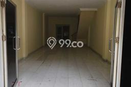 Ruko untuk disewa di Cengkareng punya LT 67m2 & LB 202m2 harga sewa kompetitif Ruko untuk disewa di Cengkareng punya LT 67m2 & LB 202m2 harga sewa kompetitif