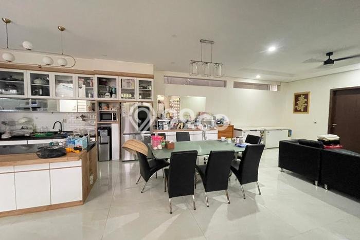 Dijual Rumah Premium dengan Fasilitas Sekitar Komplit di Ilir Timur I, Palembang Dijual Rumah Premium dengan Fasilitas Sekitar Komplit di Ilir Timur I, Palembang
