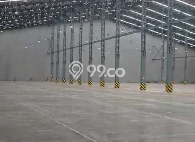 Gudang Disewa di Cakung, Jakarta Timur, LT 30000m2 / LB 10560m2 Gudang Disewa di Cakung, Jakarta Timur, LT 30000m2 / LB 10560m2