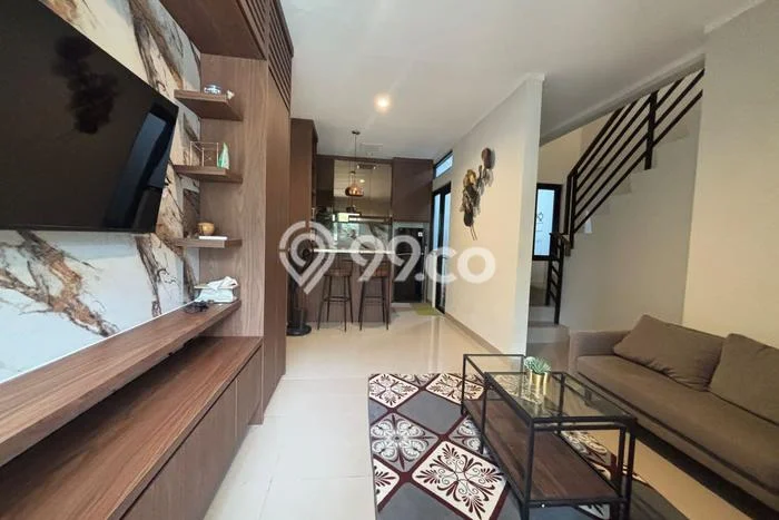 Disewakan! Rumah 3 Kamar Tidur &
2 Kamar Mandi di Summarecon Crown Gading, Bekasi Disewakan! Rumah 3 Kamar Tidur &
2 Kamar Mandi di Summarecon Crown Gading, Bekasi