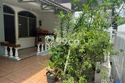 Hunian Cantik Modern Lb 120m2 di Kelapa Gading, Jakarta Utara Hunian Cantik Modern Lb 120m2 di Kelapa Gading, Jakarta Utara