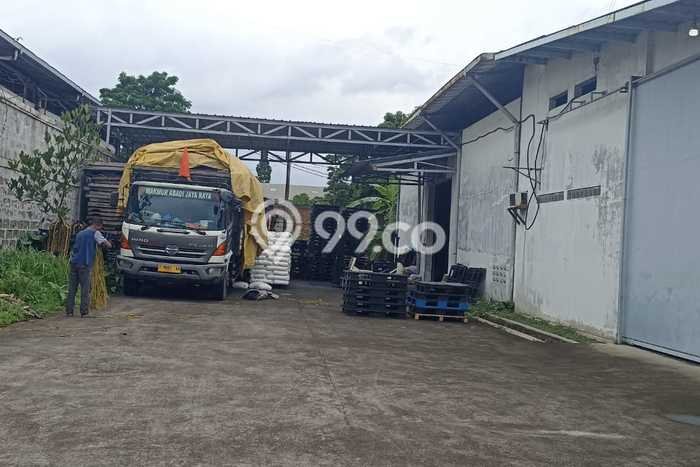 Untuk Dijual! Gudang di Batujajar Bandung LT 2200m2 / LB 800m2 Kawasan Bisnis Untuk Dijual! Gudang di Batujajar Bandung LT 2200m2 / LB 800m2 Kawasan Bisnis