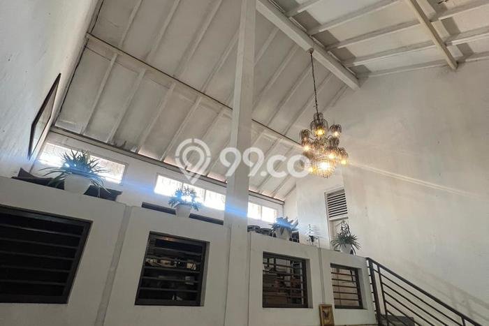 Siap Huni Hunian Elit 8 Kamar di Cimahi Tengah Dekat ke Mana Saja Siap Huni Hunian Elit 8 Kamar di Cimahi Tengah Dekat ke Mana Saja