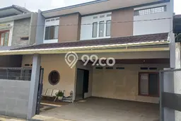 Siap Huni Rumah Mewah 4 Kamar di Regol Dekat ke Mana Saja Siap Huni Rumah Mewah 4 Kamar di Regol Dekat ke Mana Saja