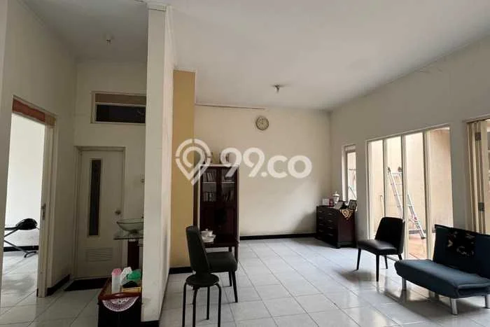 Rumah Modern 3 KT di Taman Holis Indah Bandung Unfurnished Rumah Modern 3 KT di Taman Holis Indah Bandung Unfurnished