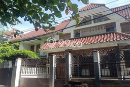 Ready to Use! Luxury House LT 334m2 Desain Modern di Cikutra Ready to Use! Luxury House LT 334m2 Desain Modern di Cikutra