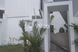 HARGA MENARIK! Vila di , Luas 145m2m², Area Premium dengan jalan bagus HARGA MENARIK! Vila di , Luas 145m2m², Area Premium dengan jalan bagus