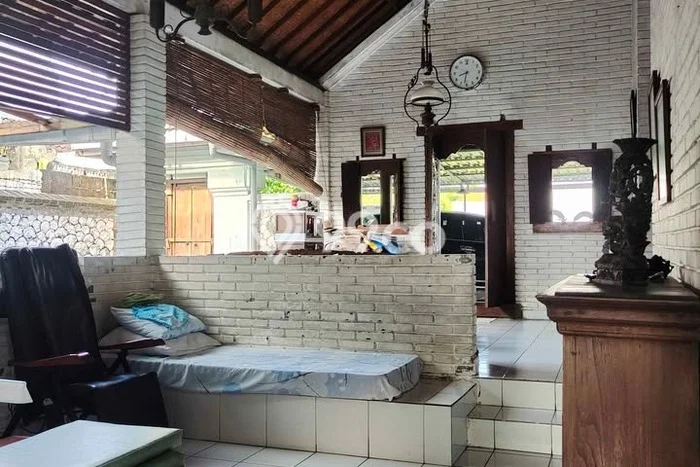 Dijual Hunian Rumah Terawat 5 Kamar di Sempidi, Badung Dijual Hunian Rumah Terawat 5 Kamar di Sempidi, Badung