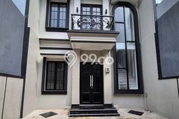 Jual Rumah Mewah Elegan Dengan View Cantik di Taman Ratu, Jakarta Barat Jual Rumah Mewah Elegan Dengan View Cantik di Taman Ratu, Jakarta Barat