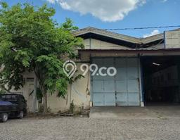 AREA KOMERSIAL! Gudang Disewakan Kawasan , Luas 550m2m², Jalan Utama AREA KOMERSIAL! Gudang Disewakan Kawasan , Luas 550m2m², Jalan Utama