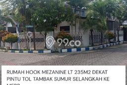 For Sale Rumah 5 Kamar Lokasi Ideal Nyaman dan Strategis di Pondok Tjandra For Sale Rumah 5 Kamar Lokasi Ideal Nyaman dan Strategis di Pondok Tjandra