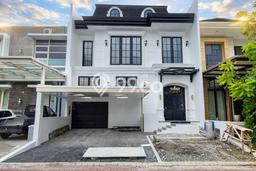 Ready to Use! Luxury House LT 180m2 Desain Elegan di Pakuwon Indah Ready to Use! Luxury House LT 180m2 Desain Elegan di Pakuwon Indah