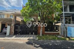 Rumah Berkualitas LT 200m2m² / LB 360m2m² di , Dekat Pusat Kota, Surabaya Rumah Berkualitas LT 200m2m² / LB 360m2m² di , Dekat Pusat Kota, Surabaya