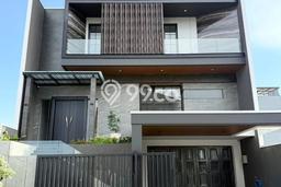 Rumah Strategis di Citraland, Surabaya, Luas 264m2m² Bangunan 662m2m² - HARGA NEGO! Rumah Strategis di Citraland, Surabaya, Luas 264m2m² Bangunan 662m2m² - HARGA NEGO!