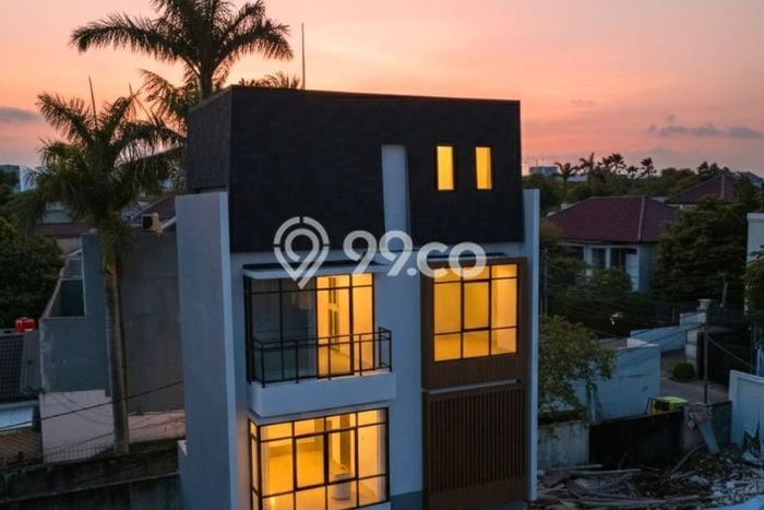 Rumah Mewah LB 147m2 Siap Pakai Desain Elegan di Kemang, Jakarta Selatan Rumah Mewah LB 147m2 Siap Pakai Desain Elegan di Kemang, Jakarta Selatan