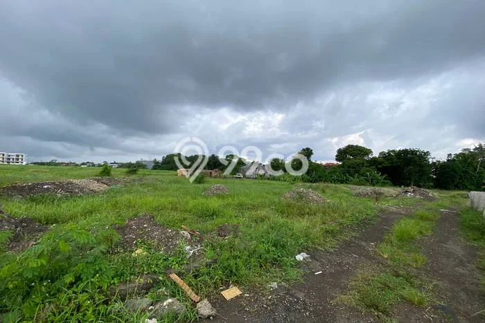 Kavling Tanah untuk Dijual di Pererenan, Badung, Luas 2400m2 Kavling Tanah untuk Dijual di Pererenan, Badung, Luas 2400m2