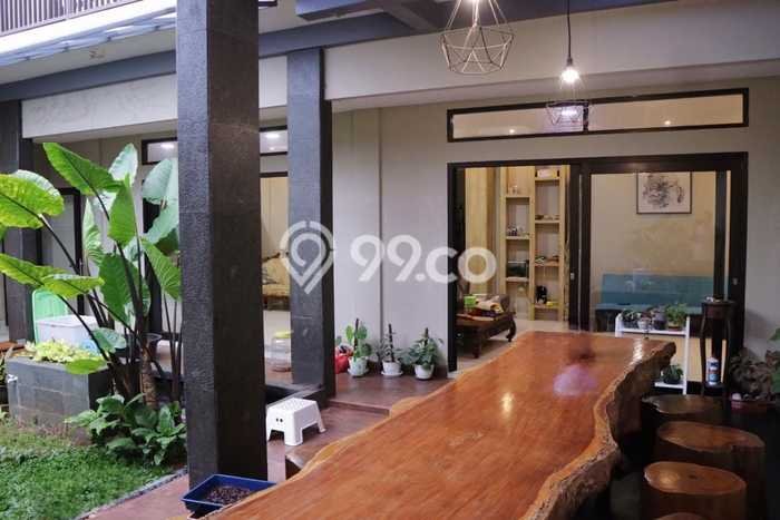 Hunian Eksklusif Dijual LT 300m2 di Pamulang, Tangerang Selatan Hunian Eksklusif Dijual LT 300m2 di Pamulang, Tangerang Selatan