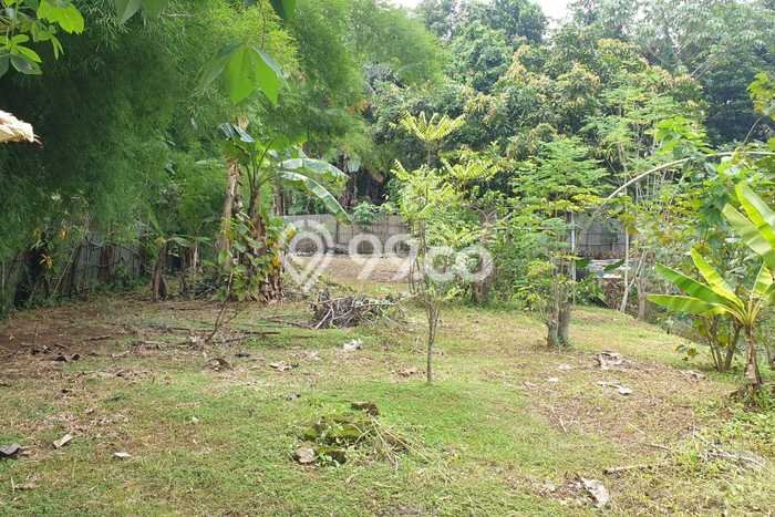Tanah Dijual Lokasi Tangerang, Tangerang dengan Luas Tanah 2120m2 dan Status - Tanah Dijual Lokasi Tangerang, Tangerang dengan Luas Tanah 2120m2 dan Status -