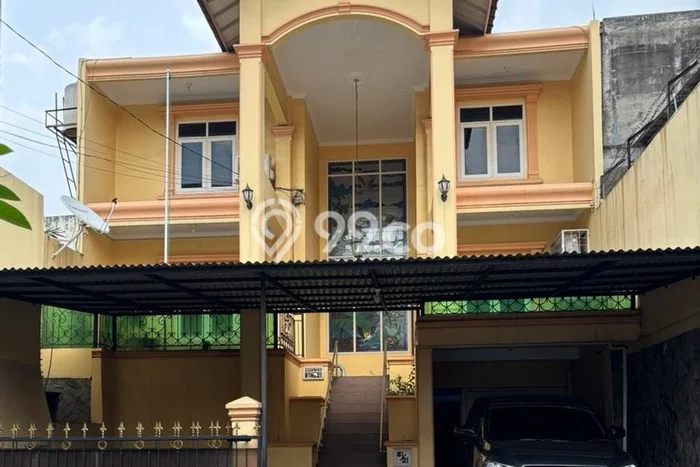 Rumah Elit Modern Siap Huni di Bintaro Tangerang Selatan Rumah Elit Modern Siap Huni di Bintaro Tangerang Selatan