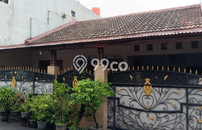 Dijual Hunian Rumah Nyaman 4 Kamar di Bintaro, Tangerang Selatan Dijual Hunian Rumah Nyaman 4 Kamar di Bintaro, Tangerang Selatan
