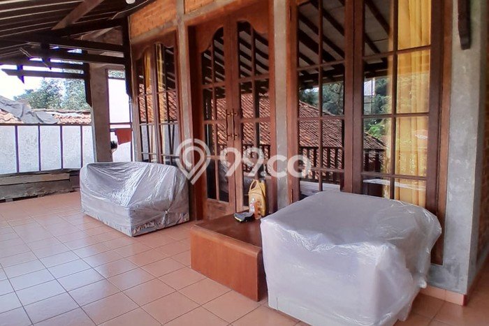 Rumah Eksklusif Siap Huni LT 8075m2 di Megamendung, Bogor Rumah Eksklusif Siap Huni LT 8075m2 di Megamendung, Bogor