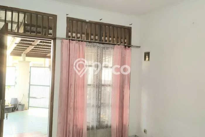Rumah Minimalis 2 Kamar LT 128m2 di Graha Raya Bintaro Rumah Minimalis 2 Kamar LT 128m2 di Graha Raya Bintaro
