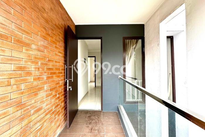 For Sale! Luxury House LT 144m2 Desain Modern di Sektor 9-Bintaro For Sale! Luxury House LT 144m2 Desain Modern di Sektor 9-Bintaro