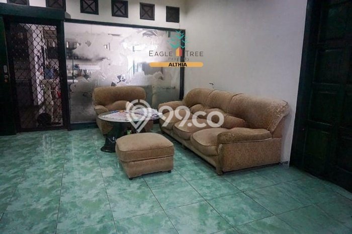 Rumah Mewah LB 250m2 Siap Pakai Desain Elegan di Bintaro, Tangerang Selatan Rumah Mewah LB 250m2 Siap Pakai Desain Elegan di Bintaro, Tangerang Selatan