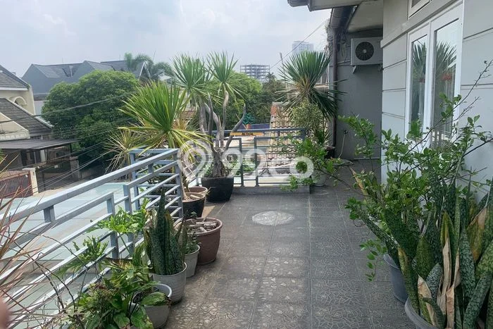Ready to Use! Premium House LT 250m2 Desain Elegan di Sektor 3 - Bintaro Ready to Use! Premium House LT 250m2 Desain Elegan di Sektor 3 - Bintaro