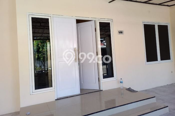 For Sale Rumah 3 Kamar Lokasi Strategis Nyaman dan Strategis di Waru For Sale Rumah 3 Kamar Lokasi Strategis Nyaman dan Strategis di Waru