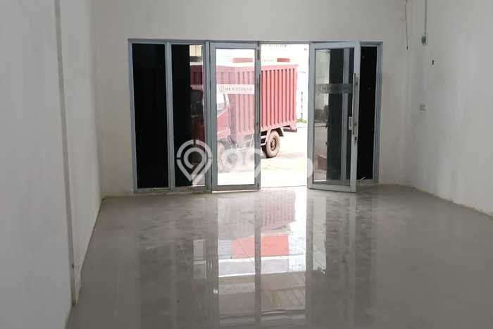 Ruko untuk disewa di Bengkong punya LT 75m2 & LB 140m2 harga sewa kompetitif Ruko untuk disewa di Bengkong punya LT 75m2 & LB 140m2 harga sewa kompetitif