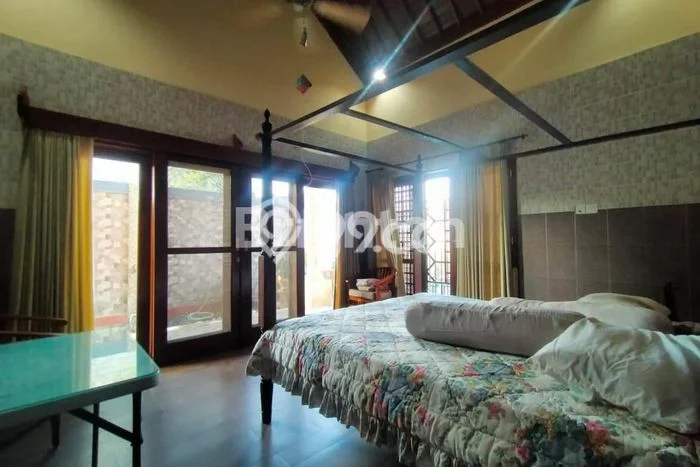 Rumah Elit LB 300m2 Siap Pakai Desain Elegan di Danginpuri Kauh, Denpasar Rumah Elit LB 300m2 Siap Pakai Desain Elegan di Danginpuri Kauh, Denpasar