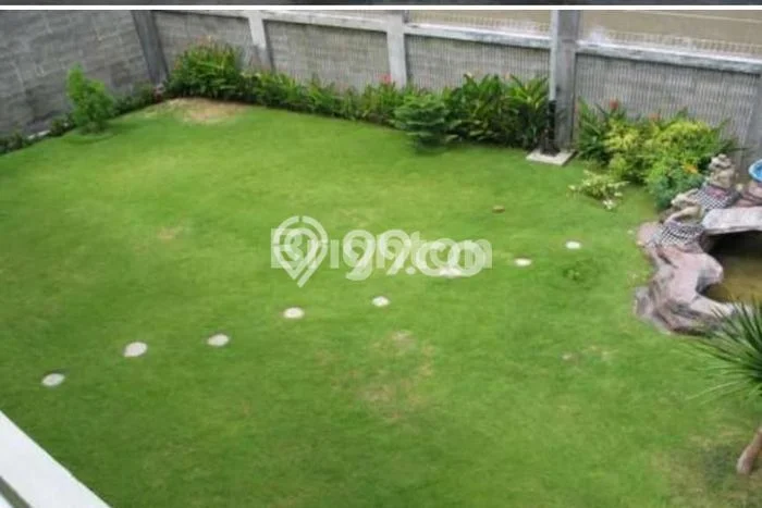 Unit Komersial Dijual di Kuta Badung Luas Tanah 1078m2, Luas Bangunan 1125m2 Unit Komersial Dijual di Kuta Badung Luas Tanah 1078m2, Luas Bangunan 1125m2