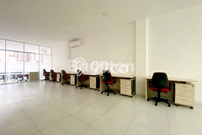 Untuk Dijual Ruko di Cinere, Depok Harga Penawaran Spesial Untuk Dijual Ruko di Cinere, Depok Harga Penawaran Spesial