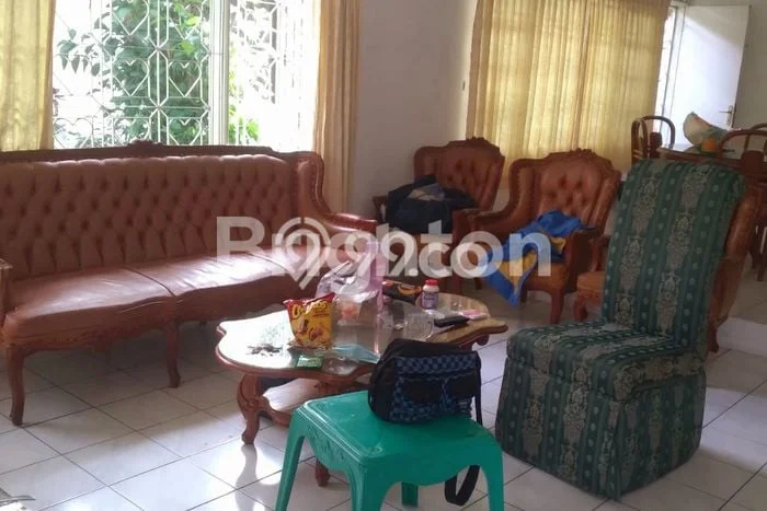 PELUANG INVESTASI! Vila di , Area 260m2m², Potensi Bagus PELUANG INVESTASI! Vila di , Area 260m2m², Potensi Bagus