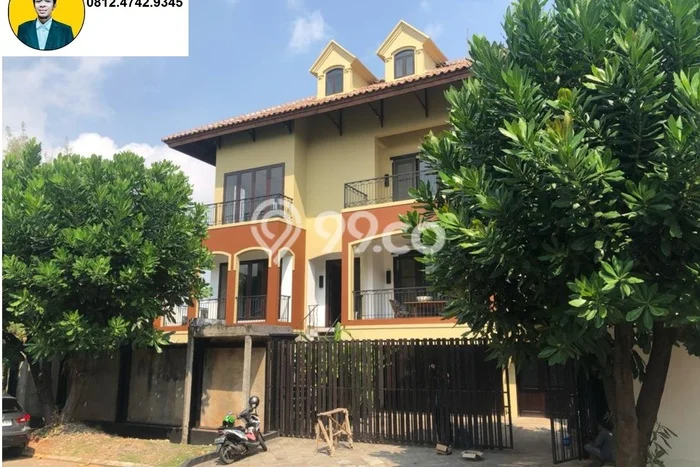 For Sale Rumah Mewah Exclusive di Penjaringan, Jakarta Utara For Sale Rumah Mewah Exclusive di Penjaringan, Jakarta Utara