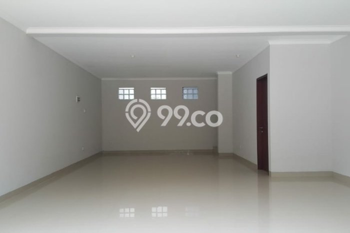 Disewakan Ruko Holis Regency 2 Lantai Siap Huni Disewakan Ruko Holis Regency 2 Lantai Siap Huni