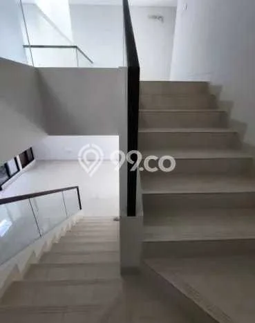 Rumah Elit LB 253m2 Siap Pakai Desain Elegan di Summarecon Bandung, Bandung Rumah Elit LB 253m2 Siap Pakai Desain Elegan di Summarecon Bandung, Bandung