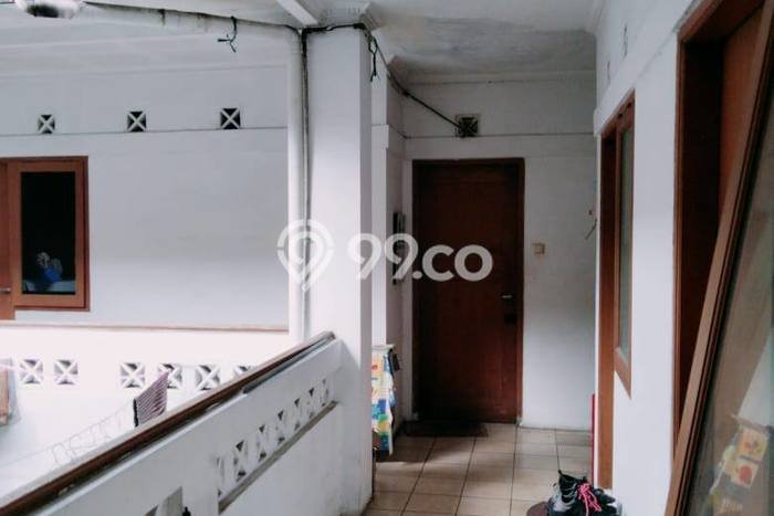 Rumah Nyaman area Sayap Dago, Bandung, LT 483m² LB 260m² Rumah Nyaman area Sayap Dago, Bandung, LT 483m² LB 260m²