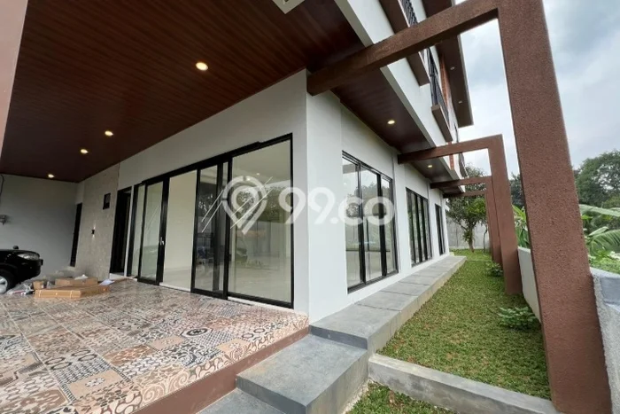 Vila Kawasan Cisarua, Luas 522m2m², Dekat ke berbagai fasilitas umum Vila Kawasan Cisarua, Luas 522m2m², Dekat ke berbagai fasilitas umum