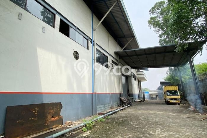 Unit Pabrik Dijual di Jakarta Utara LT 3670m2 & LB 4438m2 Unit Pabrik Dijual di Jakarta Utara LT 3670m2 & LB 4438m2