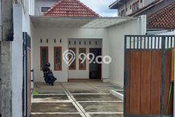 FEATURED! Rumah Nyaman area Kalasan, LT 215m2m² Bangunan 80m2m² FEATURED! Rumah Nyaman area Kalasan, LT 215m2m² Bangunan 80m2m²